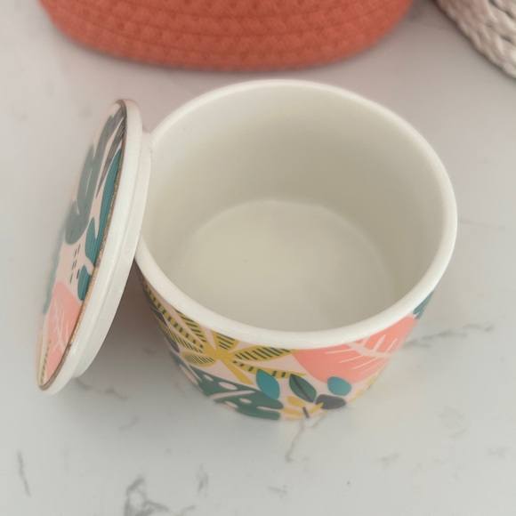 Tropical Ceramic Trinket Box with Lid- EUC - Picture 4 of 4